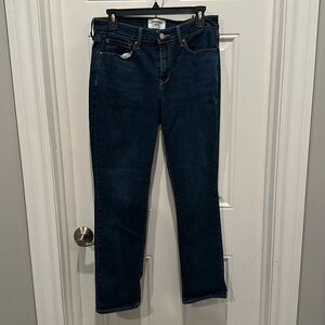 Denizen mid rise slim women’s dark wash jeans. Size 10